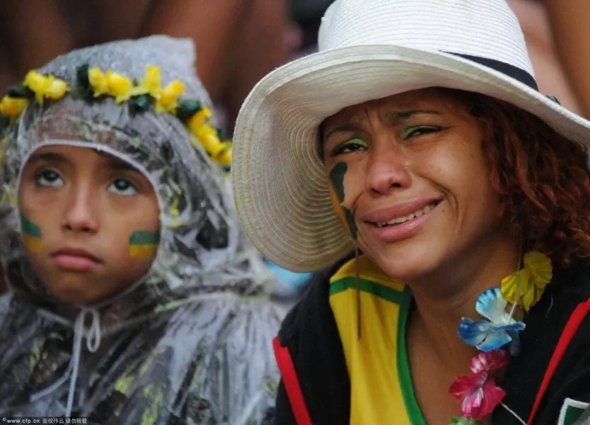 CĐV Brazil gào khóc thảm thiết vì đội nhà thua sốc ảnh 6 CĐV Brazil gào khóc thảm thiết vì đội nhà thua sốc ảnh 6