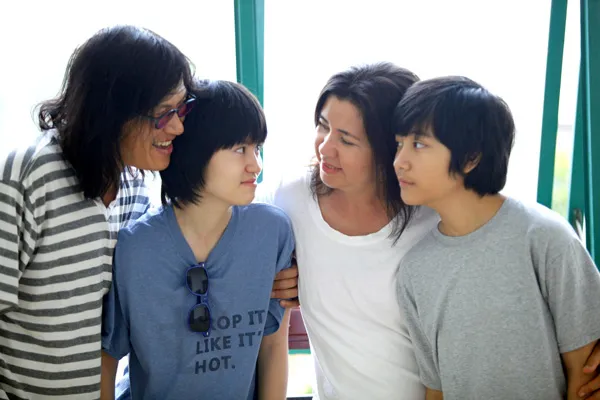 Hai con gái của Phương Thảo-Ngọc Lễ năng động với style tomboy ảnh 6 Hai con gái của Phương Thảo-Ngọc Lễ năng động với style tomboy ảnh 6