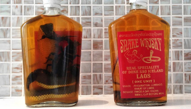 10 món đồ không nên mua khi đi đu lịch ảnh 5