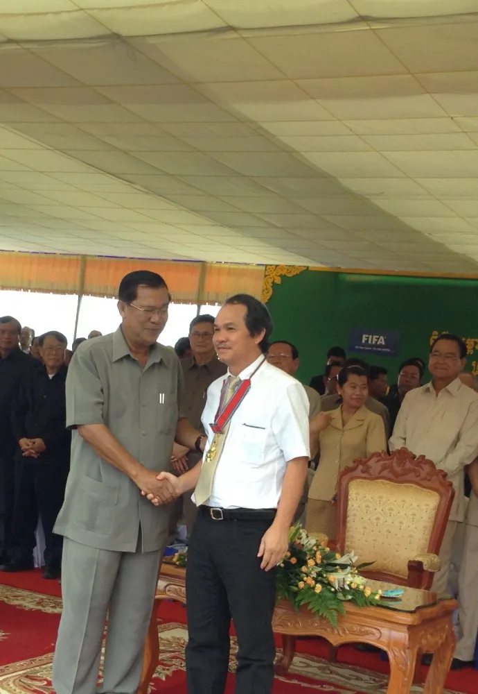 Thủ tướng Hunsen trao Huân chương Công trạng hạng nhất cho Chủ tịch HAGL Đoàn Nguyên Đức