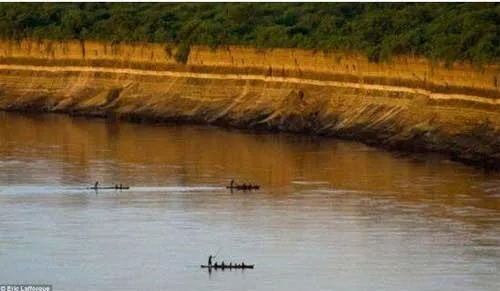 Người phụ nữ sinh 15 đứa con đều bị cho cá sấu ăn ảnh 3 - 3