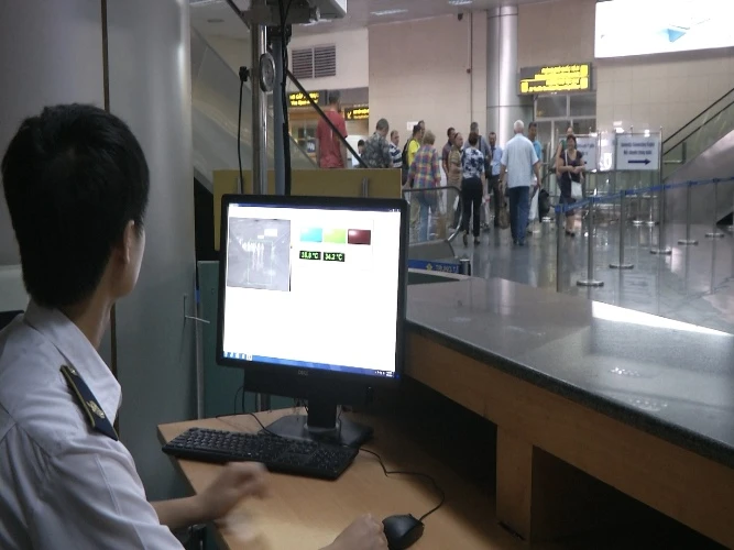 Các quốc gia Châu Á tích cực phòng, chống đại dịch Ebola ảnh 1