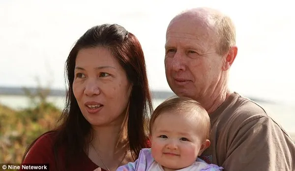 Ly kỳ chuyện đẻ thuê xuyên quốc gia 2