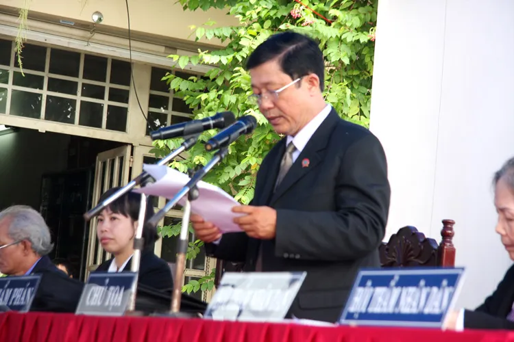 Chùm ảnh phiên tòa xét xử lưu động vụ án giết người yêu rồi lên facebook chia sẻ ảnh 20