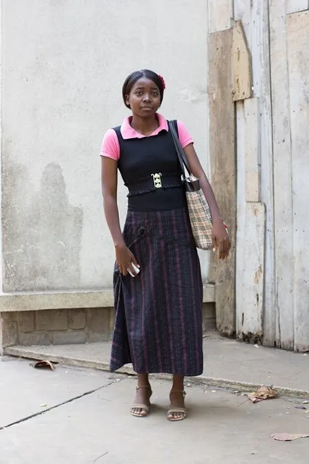 “Cháu muốn tìm ra cách chữa bệnh Ebola”. (Ảnh chụp tại thành phố Kinshasa, Congo).