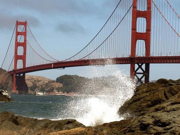 Phát hiện ba con tàu “ma” bị mất tích hơn một thế kỷ ở gần cầu Cổng Vàng ảnh 1