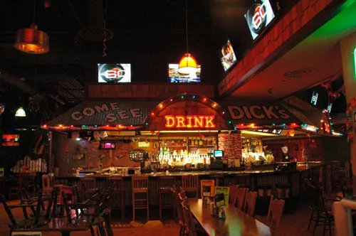 Những nhà hàng kì quặc nhất thế giới ảnh 5 - 5