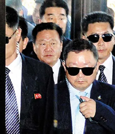 lộ diện, vệ sĩ, Jong Un