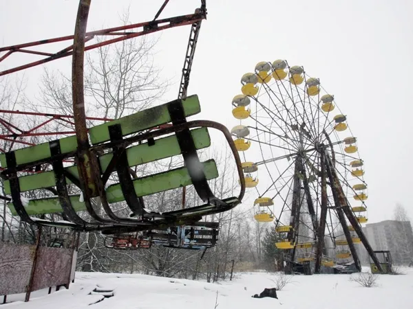 Khung cảnh đìu hiu, u ám vào mùa đông ở nơi từng được hi vọng là khu vực đông vui, náo nhiệt nhất của thành phố. Khung cảnh đìu hiu, u ám vào mùa đông ở nơi từng được hi vọng là khu vực đông vui, náo nhiệt nhất của thành phố.