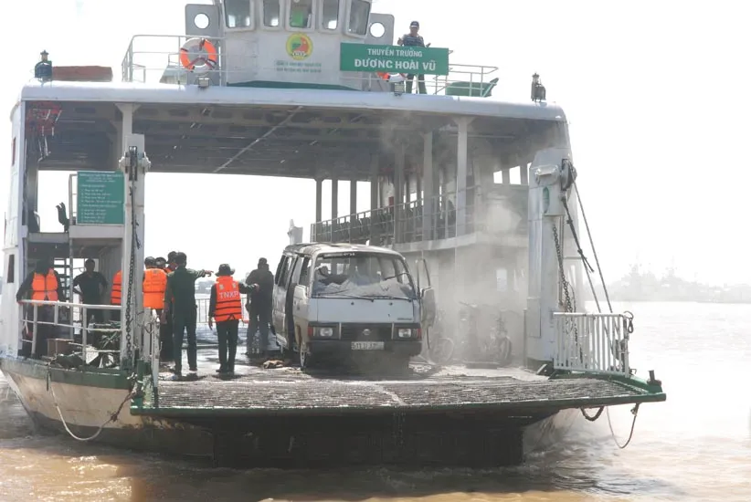 Hàng trăm người diễn tập lớn về tìm kiếm cứu hộ, cứu nạn ảnh 10