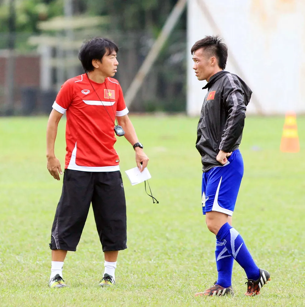 Chùm ảnh buổi tập đầu tiên của tuyển Việt Nam trên sân Malaysia ảnh 11 Chùm ảnh buổi tập đầu tiên của tuyển Việt Nam trên sân Malaysia ảnh 11