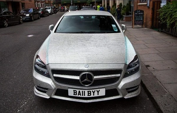 Năm 2014, các 'đại gia' trên thế giới tiêu tiền 'điên rồ' thế nào? 4