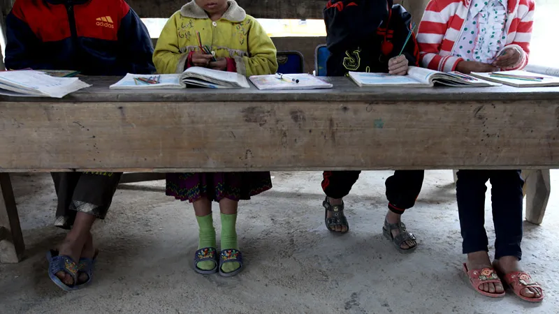 Trường học, học sinh, xiêu vẹo, gió rét