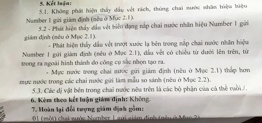 Vụ nước ngọt Tân Hiệp Phát có ruồi: Chai nước có dấu vết biến dạng ảnh 1