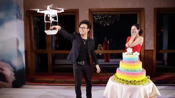 Màn cầu hôn của Uông Phong với Chương Tử Di- Ảnh: Sina