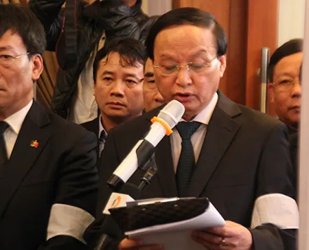 'Đồng chí Nguyễn Bá Thanh rất xứng đáng với tấm Huân chương của lòng dân' ảnh 1 'Đồng chí Nguyễn Bá Thanh rất xứng đáng với tấm Huân chương của lòng dân' ảnh 1