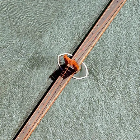 Núi Taranaki còn được biết tới với tên gọi khác là