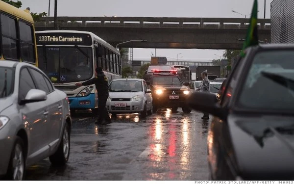 10 thành phố bị tắc đường kinh khủng nhất vào giờ cao điểm ảnh 6