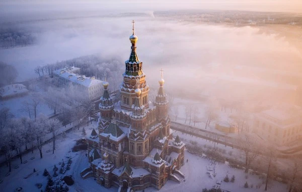 Chụp được ảnh nhà thờ nơi đang cất giữ trái tim của Chúa Jesus ảnh 7