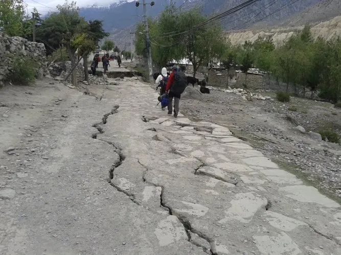 Thư Nepal: Từ những đau thương! ảnh 5