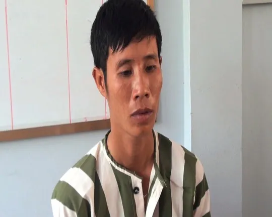 Bắt khẩn cấp người điều khiển cần cẩu, làm chết 3 mẹ con ảnh 1 Tài xế Nguyễn Thái Huỳnh tại cơ quan điều tra