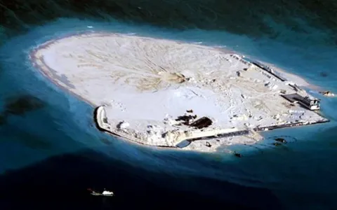 Trung Quốc phản ứng việc Mỹ dự định đưa máy bay tuần tra ở Biển Đông ảnh 1