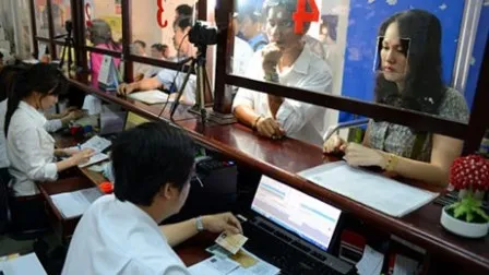Sẽ cấp riêng giấy phép lái xe ô tô số tự động