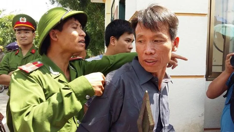 Anh em ông Đoàn Văn Vươn vui mừng ngày đặc xá ảnh 7 Anh em ông Đoàn Văn Vươn vui mừng ngày đặc xá ảnh 7