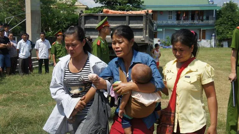 Chùm ảnh: Toàn cảnh phiên tòa xét xử vụ thảm sát 4 người ở Nghệ An ảnh 30