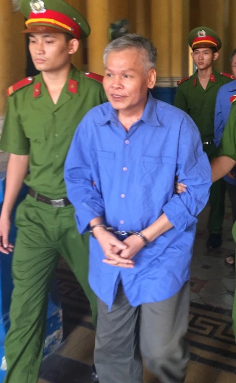Lãnh hai án tử, nguyên tổng giám đốc tiếp tục hầu tòa ảnh 1