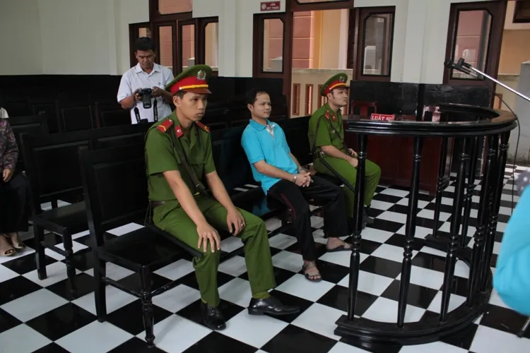 Vụ chai nước có ruồi: 'Điều tra viên chính có dấu hiệu không khách quan' ảnh 5