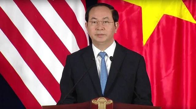 Tổng thống Obama công bố gỡ bỏ cấm vận vũ khí đối với Việt Nam ảnh 10