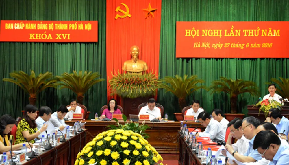 Toàn cảnh hội nghị BCH Đảng bộ Hà Nội khoá XVI lần thứ 5