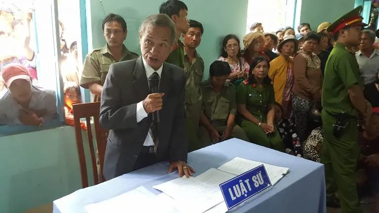 LS Vũ Quang Đức, Đoàn LS TPHCM, được gia đình bị cáo Vũ mời để bảo vệ quyền lợi cho bị cáo