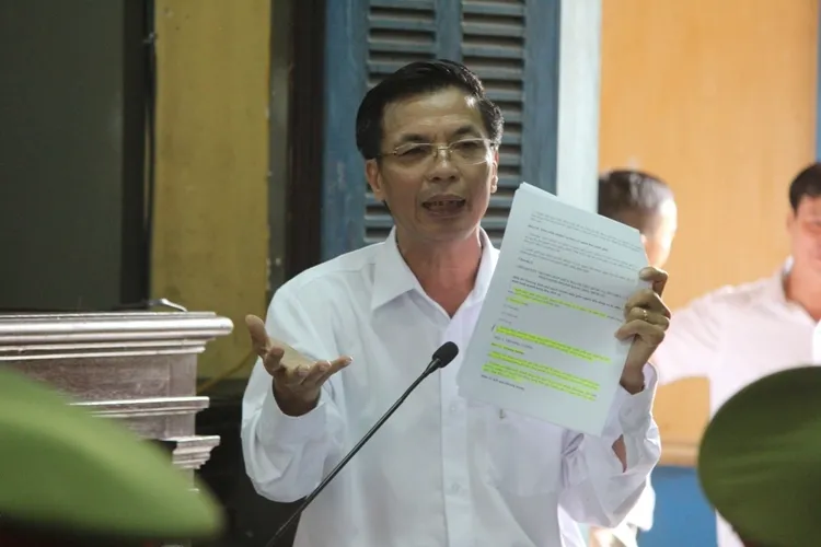 Vụ 'con ruồi': HĐXX quyết định không giảm hình phạt cho bị cáo ảnh 11