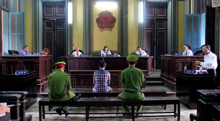 Quang cảnh phiên tòa chiều nay