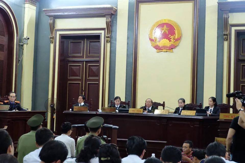 Vụ Phương Nga: Đề nghị khởi tố tội đưa-nhận hối lộ ảnh 9