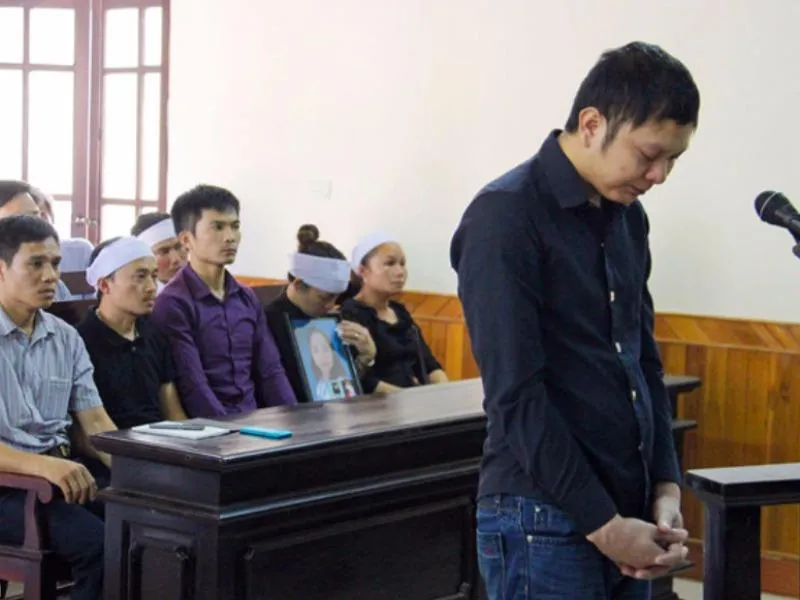 Tài xế taxi giết nữ giám thị coi thi 