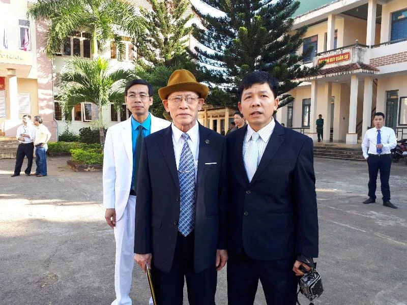 Xin lỗi cụ ông mang thân phận bị can suốt 33 năm