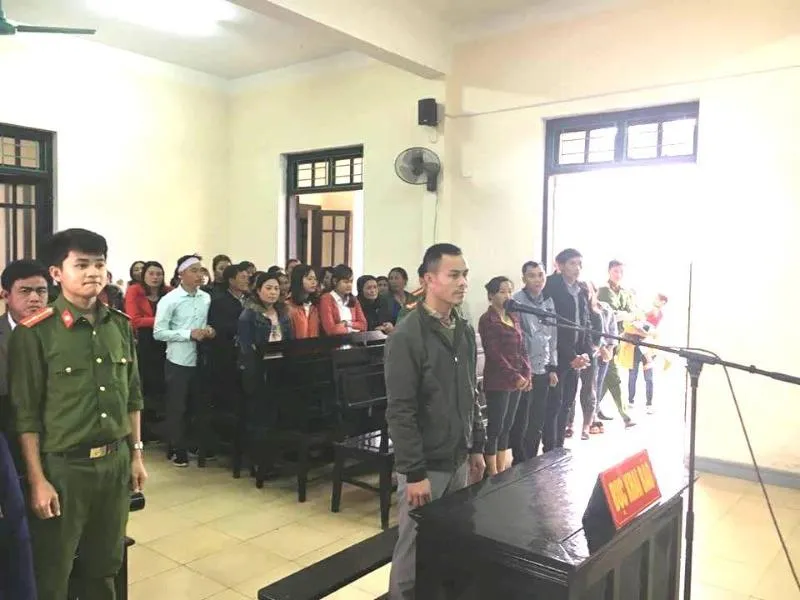 Lãnh án tù vì đấm hụt 1 cú làm bạn nhậu... tử vong