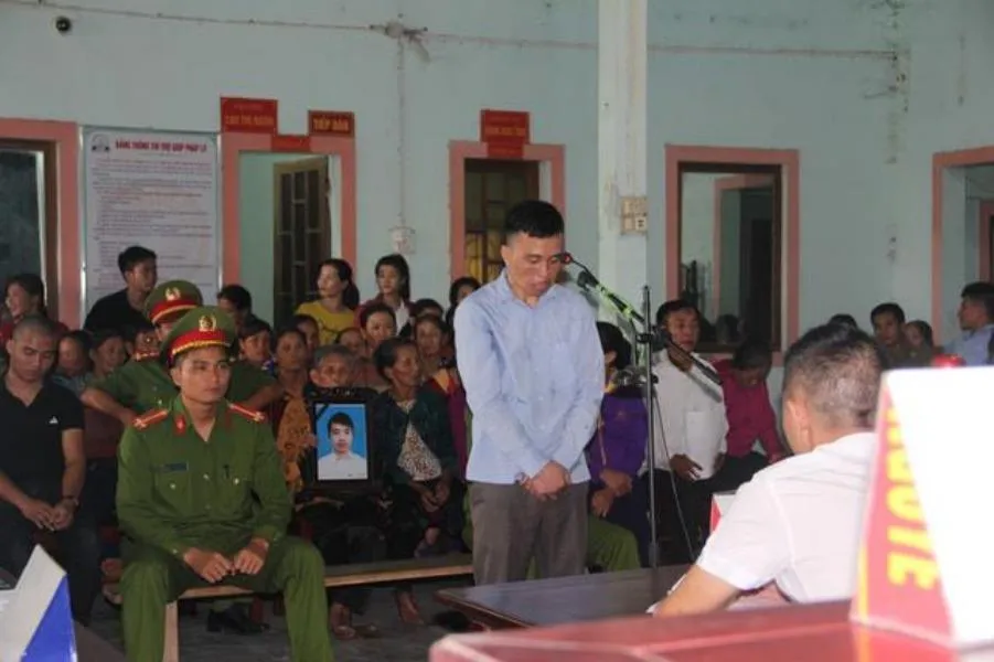 Truy tố tài xế xe tải cán nam sinh tử vong tội giết người ảnh 1