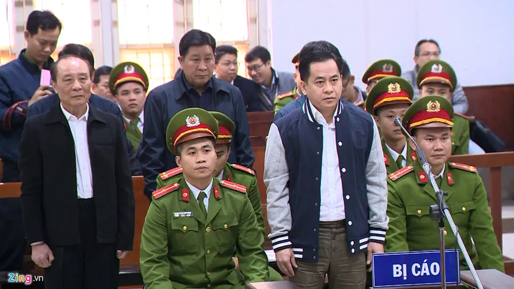 Vũ 'nhôm' nói lời sau cùng: Bị cáo rất xấu hổ và nhục nhã ảnh 2