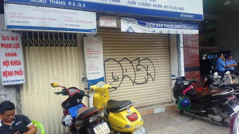 Vẽ graffiti: Nghệ thuật gì mà vô văn hóa thế này! ảnh 2 Vẽ graffiti: Nghệ thuật gì mà vô văn hóa thế này! ảnh 2