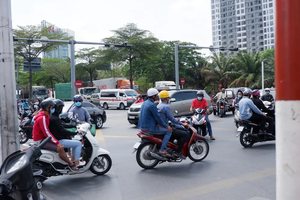 nguyen-van-linh-nguyen-huu-tho-3