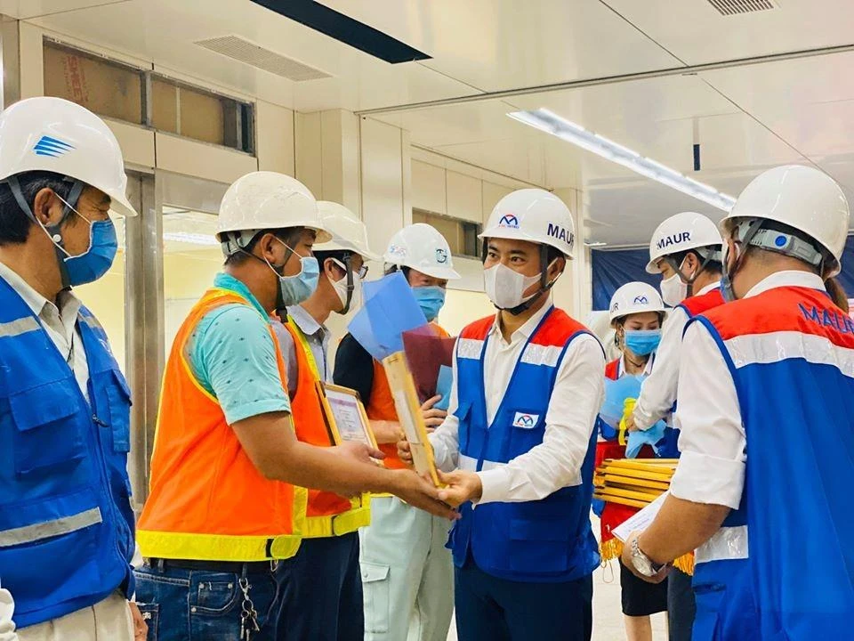 KHEN-THUONG-METRO-HOAN-THANH-SOM