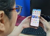 EVNHCMC tiếp tục ủng hộ đồng bào miền Trung lần 3 ảnh 3 Khách hàng có thể báo sửa điện qua ứng dụng EVNHCMC CSKH