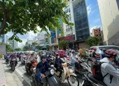 Gần 150.000 vi phạm trật tự giao thông khu vực Tân Sơn Nhất ảnh 2 Hàng loạt dự án chống kẹt xe sân bay Tân Sơn Nhất 'bất động'