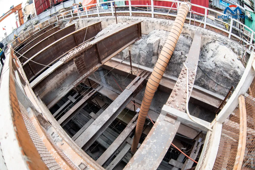 Cận cảnh ga Trung tâm Bến Thành tuyến metro số 1 ảnh 4 Cận cảnh ga Trung tâm Bến Thành tuyến metro số 1 ảnh 4