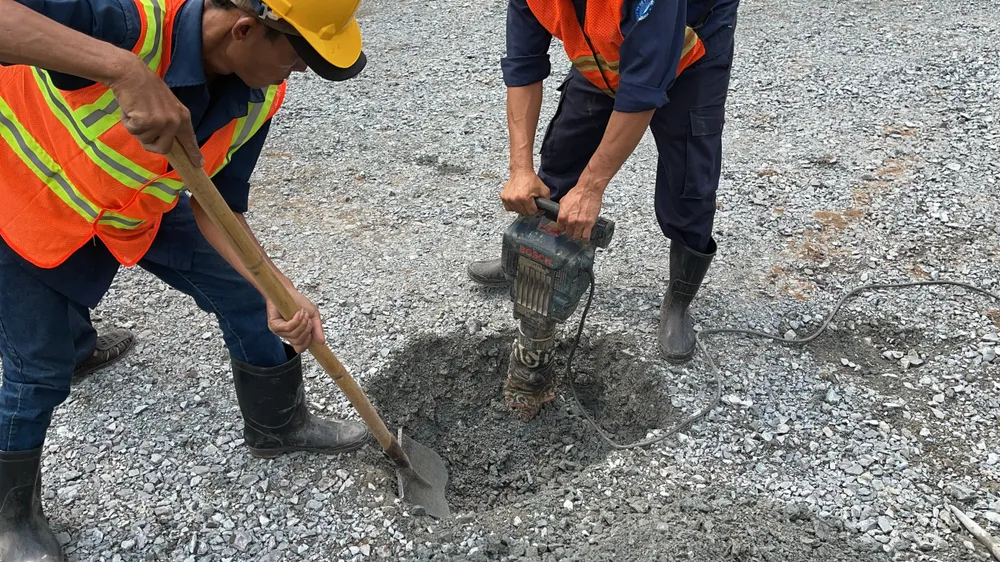 Người dân mặt tiền đường Lê Lợi hồi hộp chờ ngày thông xe ảnh 4