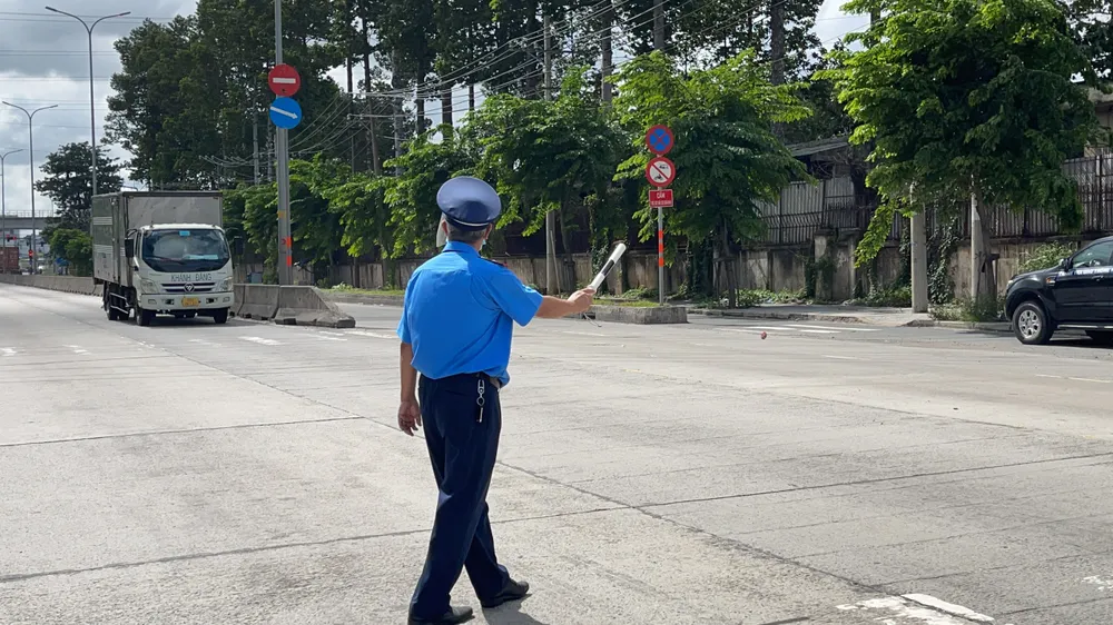 TP.HCM kiểm tra các phương tiện có giấy nhận diện ảnh 1 TP.HCM kiểm tra các phương tiện có giấy nhận diện ảnh 1